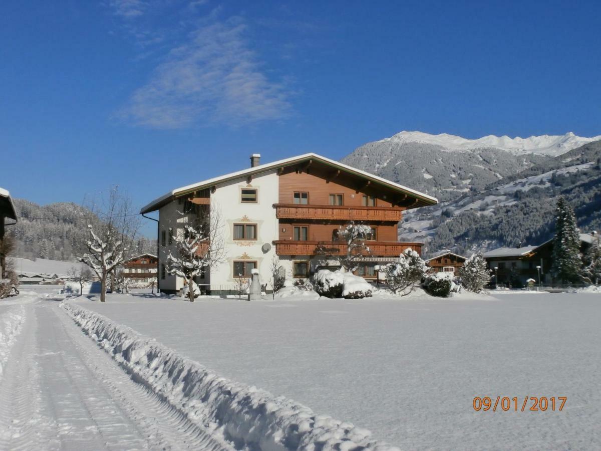 Lippnerhof Apartment Aschau Im Zillertal Exterior photo