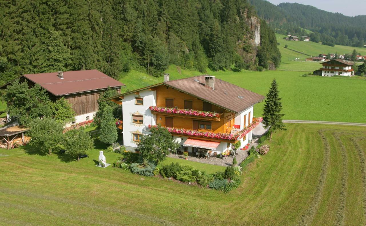 Lippnerhof Apartment Aschau Im Zillertal Exterior photo